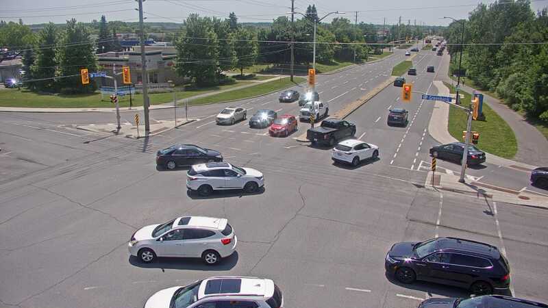 Traffic camera image at 2025-06-30 17:50:31