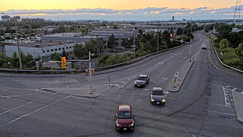 Traffic camera image at 2025-08-25 00:00:29