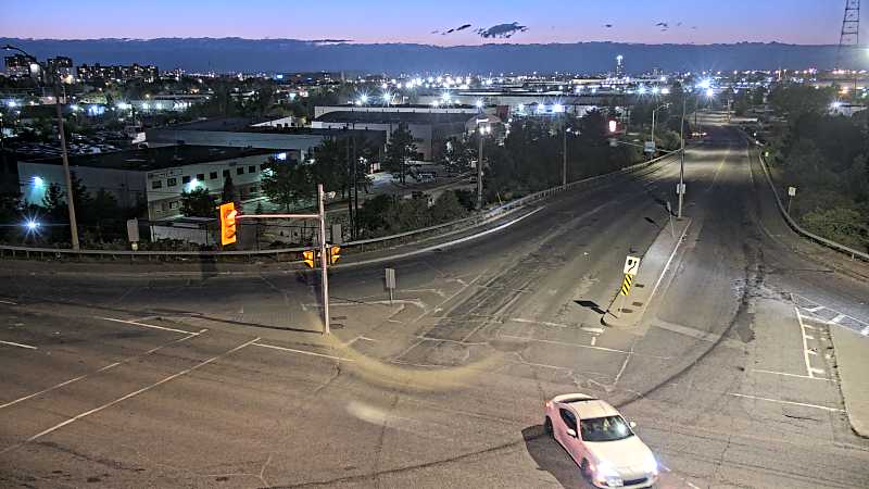 Traffic camera image at 2025-08-25 00:40:28