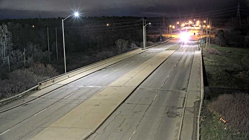 Traffic camera image at 2025-05-09 06:55:31