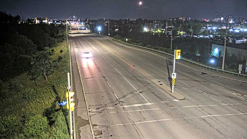 Traffic camera image at 2025-07-02 03:50:21