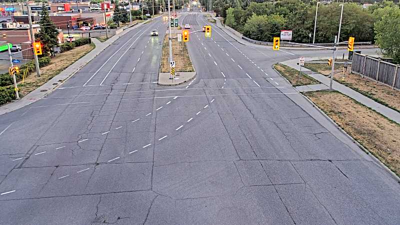 Traffic camera image at 2025-08-25 00:00:29