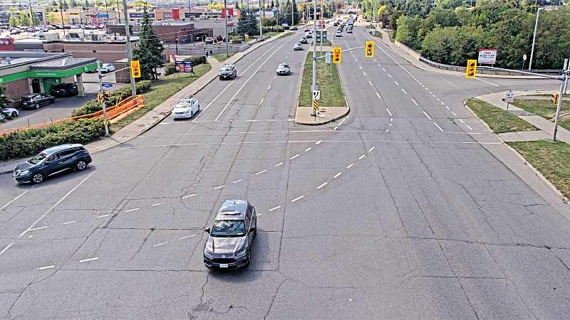 Traffic camera image at 2025-09-14 17:25:28