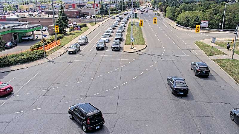 Traffic camera image at 2025-09-14 17:40:29