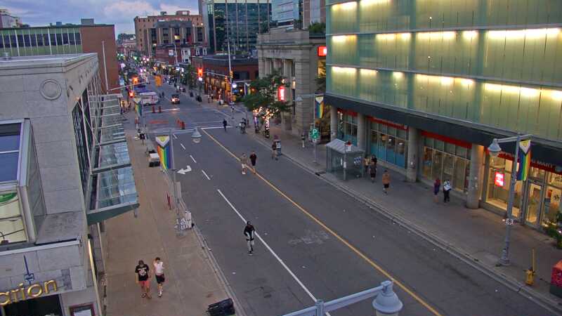 Traffic camera image at 2025-08-25 00:00:30