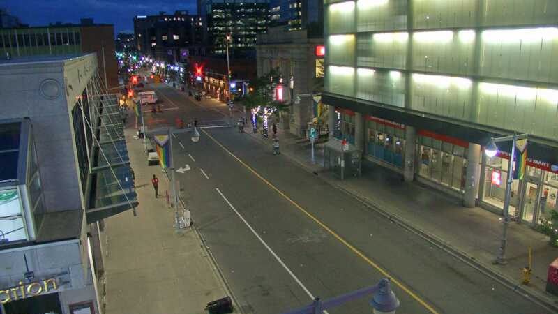 Traffic camera image at 2025-08-25 00:20:25