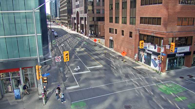 Traffic camera image at 2025-09-14 18:45:32
