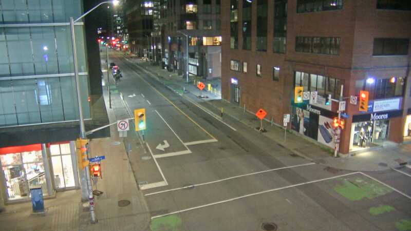 Traffic camera image at 2025-09-17 08:40:24