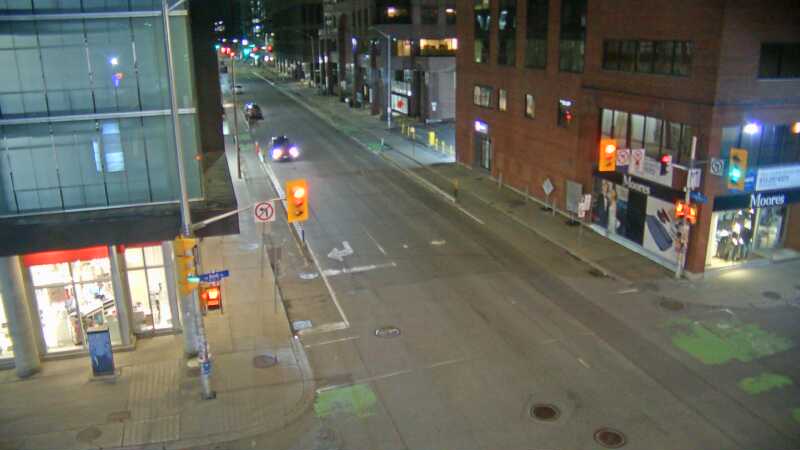 Traffic camera image at 2025-05-09 08:25:22