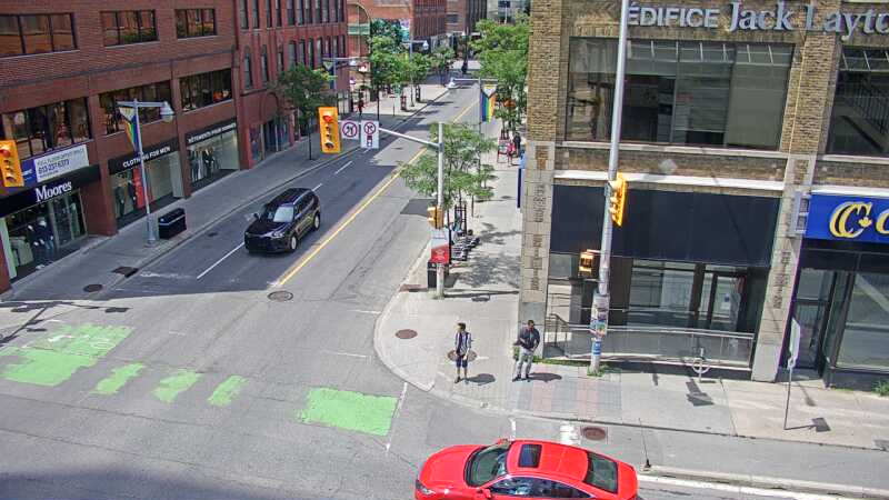 Traffic camera image at 2025-06-30 18:20:32