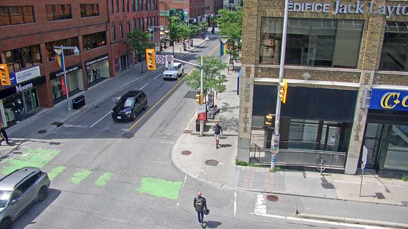 Traffic camera image at 2025-06-30 18:37:06
