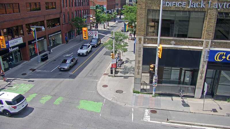 Traffic camera image at 2025-06-30 18:40:32