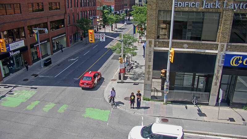 Traffic camera image at 2025-06-30 18:50:33