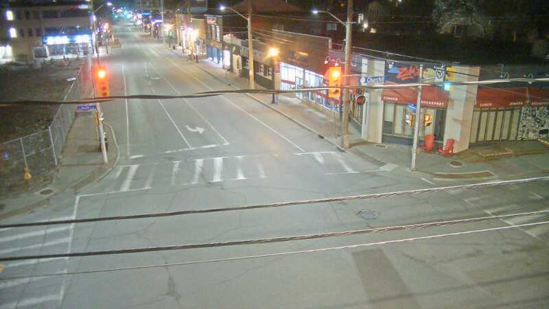 Traffic camera image at 2025-04-25 08:10:30
