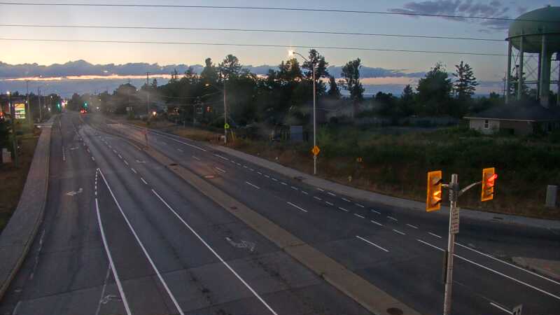 Traffic camera image at 2025-08-25 00:15:30