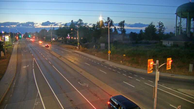 Traffic camera image at 2025-08-25 00:25:34