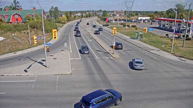 Traffic camera image at 2025-09-14 17:15:32