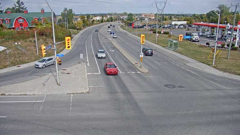 Traffic camera image at 2025-09-18 18:05:34