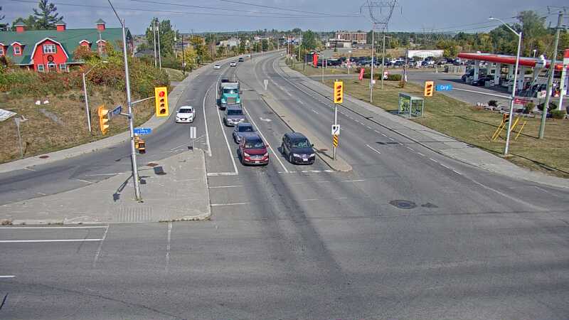 Traffic camera image at 2025-09-18 18:25:27