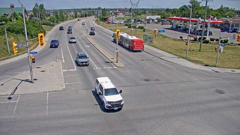 Traffic camera image at 2025-06-30 16:55:27