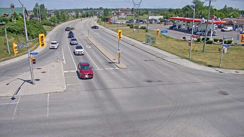 Traffic camera image at 2025-06-30 17:10:39