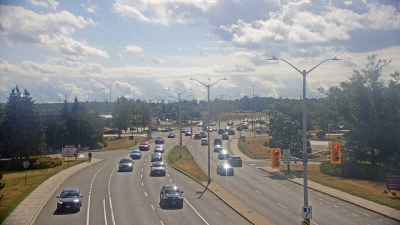 Traffic camera image at 2025-08-24 14:45:31