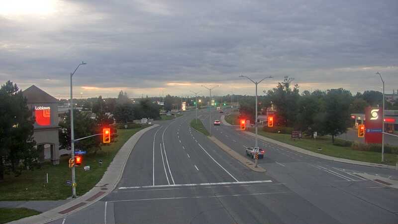 Traffic camera image at 2025-09-07 10:35:32