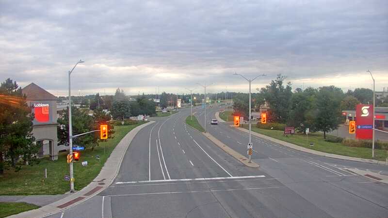 Traffic camera image at 2025-09-07 10:45:33