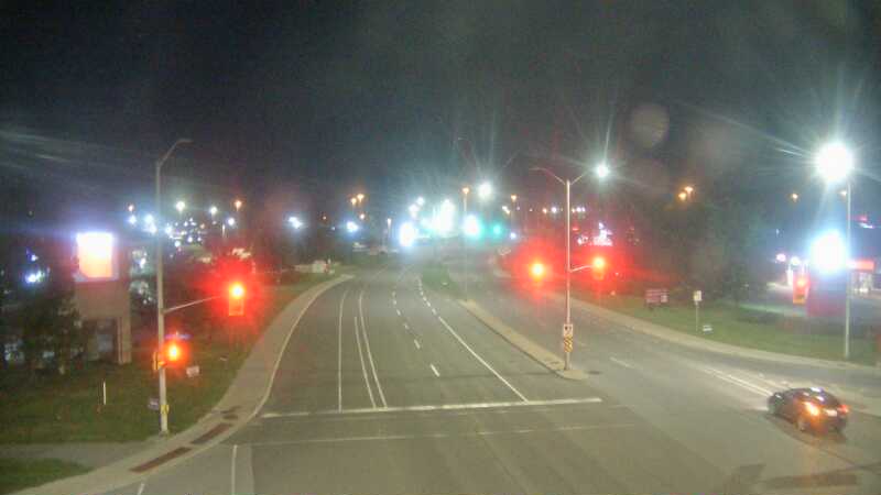 Traffic camera image at 2025-09-08 08:35:31