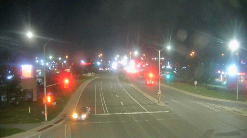 Traffic camera image at 2025-09-09 00:40:33