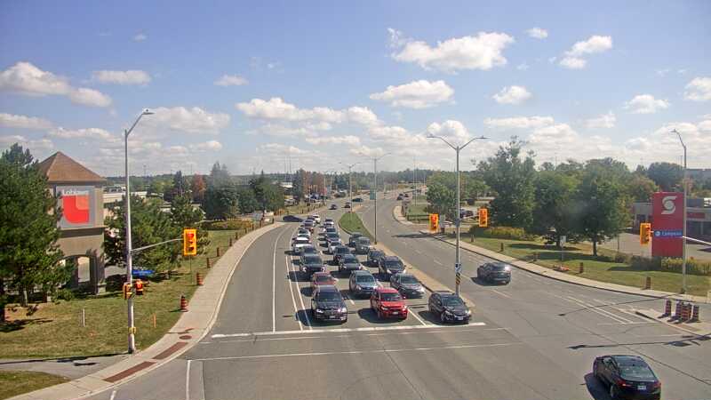 Traffic camera image at 2025-09-14 17:15:33