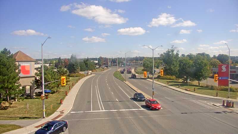 Traffic camera image at 2025-09-14 18:10:30
