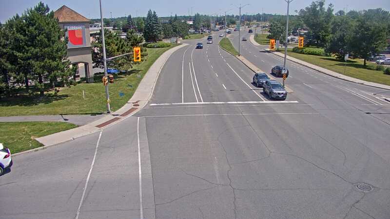 Traffic camera image at 2025-06-30 17:30:44
