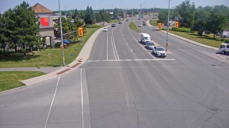 Traffic camera image at 2025-06-30 17:50:33