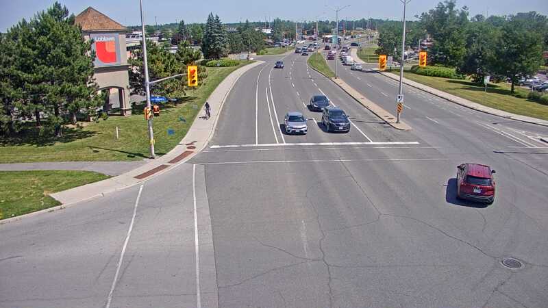 Traffic camera image at 2025-06-30 18:37:06