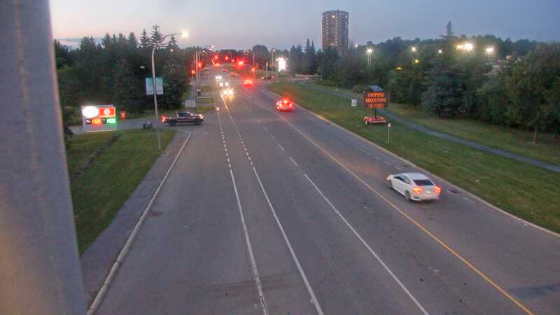 Traffic camera image at 2025-07-04 01:15:34