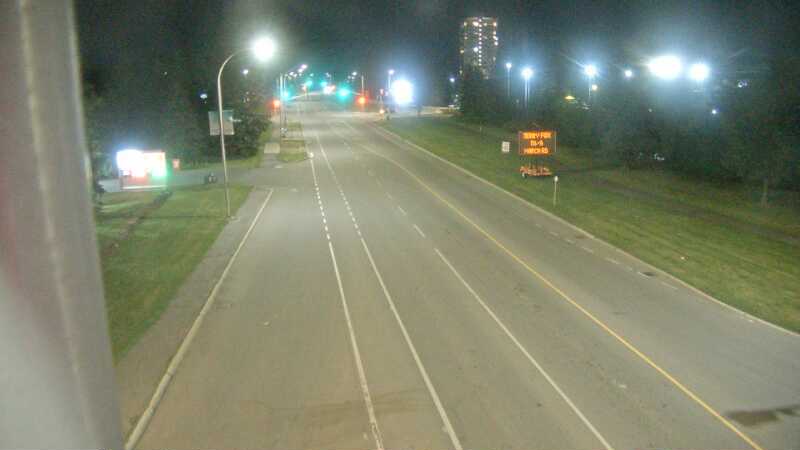 Traffic camera image at 2025-07-04 02:37:11