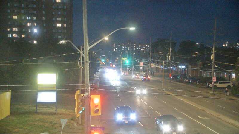 Traffic camera image at 2025-08-25 00:40:06
