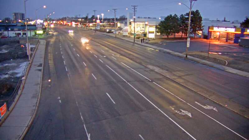 Traffic camera image at 2025-03-25 10:40:07