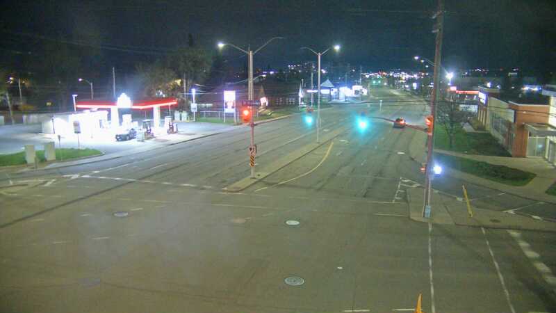 Traffic camera image at 2025-05-09 05:30:06