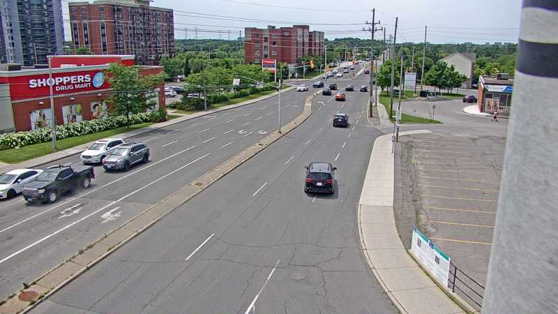 Traffic camera image at 2025-07-05 17:15:16