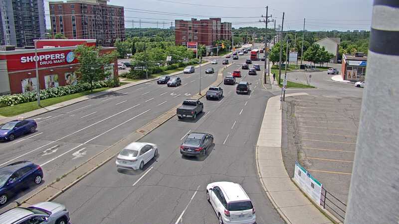 Traffic camera image at 2025-07-05 17:20:15