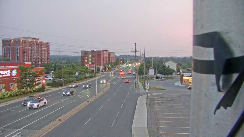 Traffic camera image at 2025-07-31 00:40:06