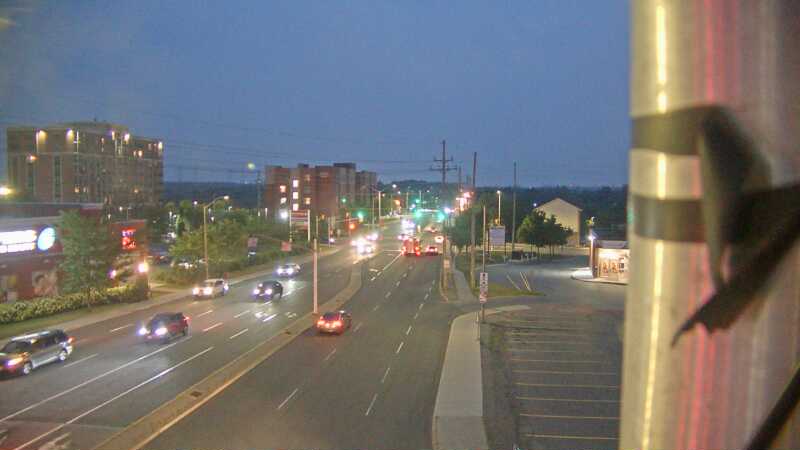 Traffic camera image at 2025-07-31 01:05:07