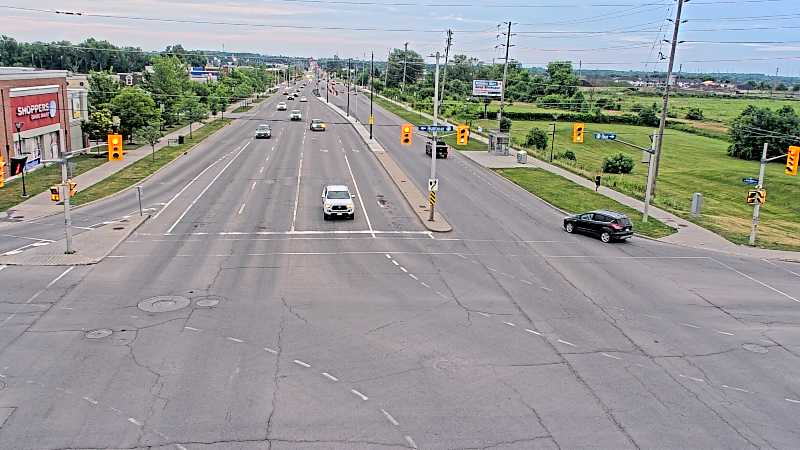 Traffic camera image at 2025-07-01 00:25:37