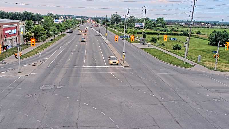 Traffic camera image at 2025-07-01 00:40:38
