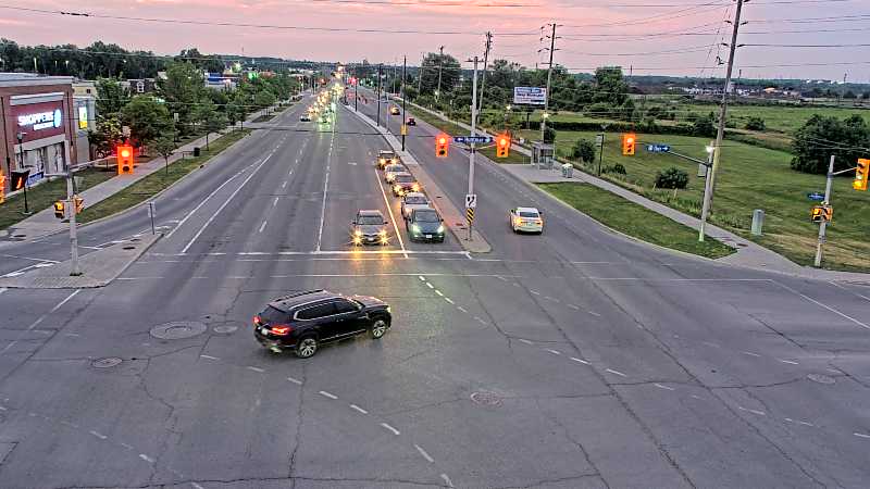 Traffic camera image at 2025-07-01 01:00:53