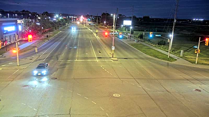 Traffic camera image at 2025-07-01 01:40:32