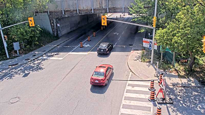 Traffic camera image at 2025-08-24 15:25:32
