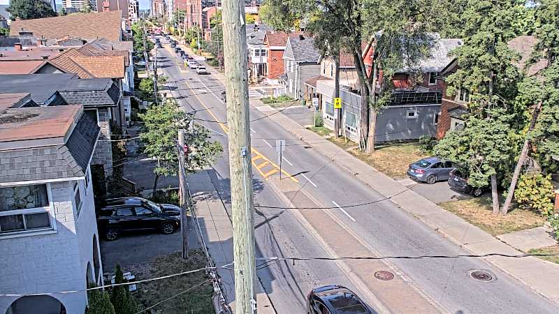 Traffic camera image at 2025-09-14 18:25:33